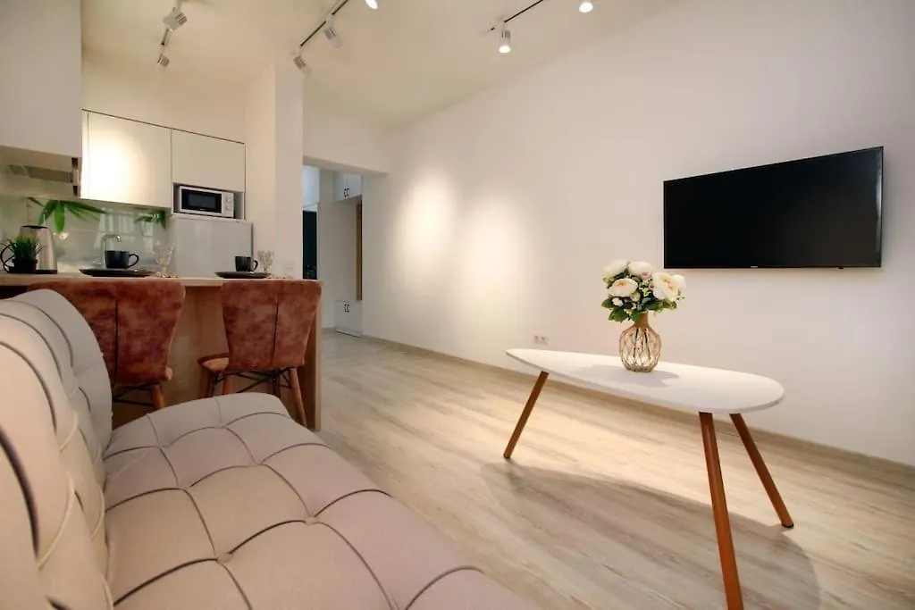 Стильные Апартаменты Almaty Apartment